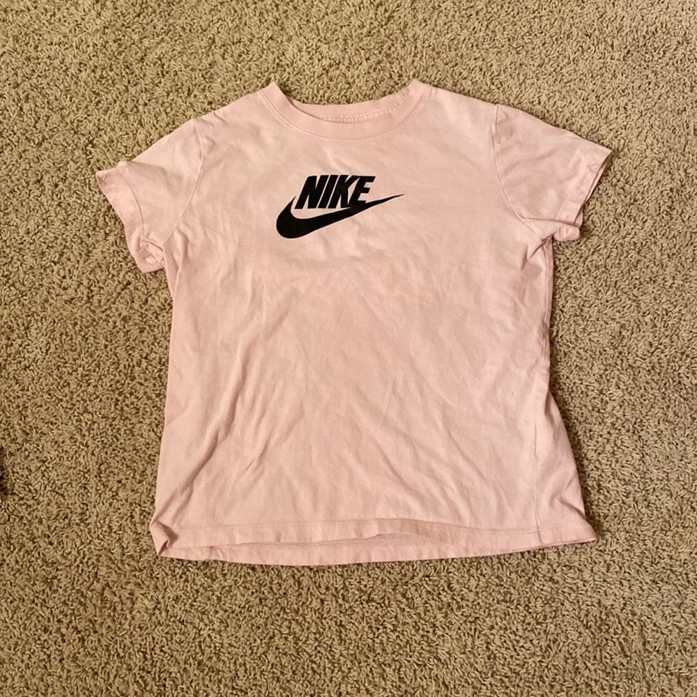 Large Light Pink Nike T-Shirt